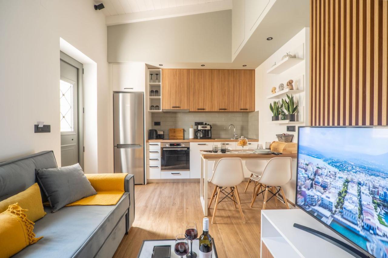 Antigone'S Lux Home 10Mins Walk To Beach, Old Town, City خانيا المظهر الخارجي الصورة